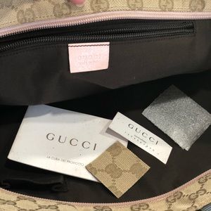 Matching Gucci bag, wallet and sneakers size 8